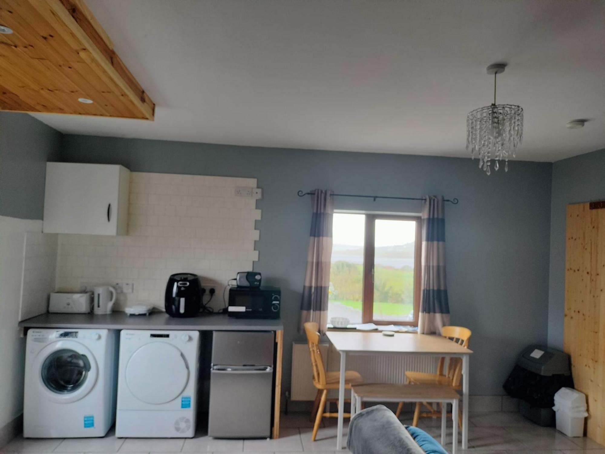 One Bedroom Apartment Achill Island Pets Allowed Уестпорт Екстериор снимка