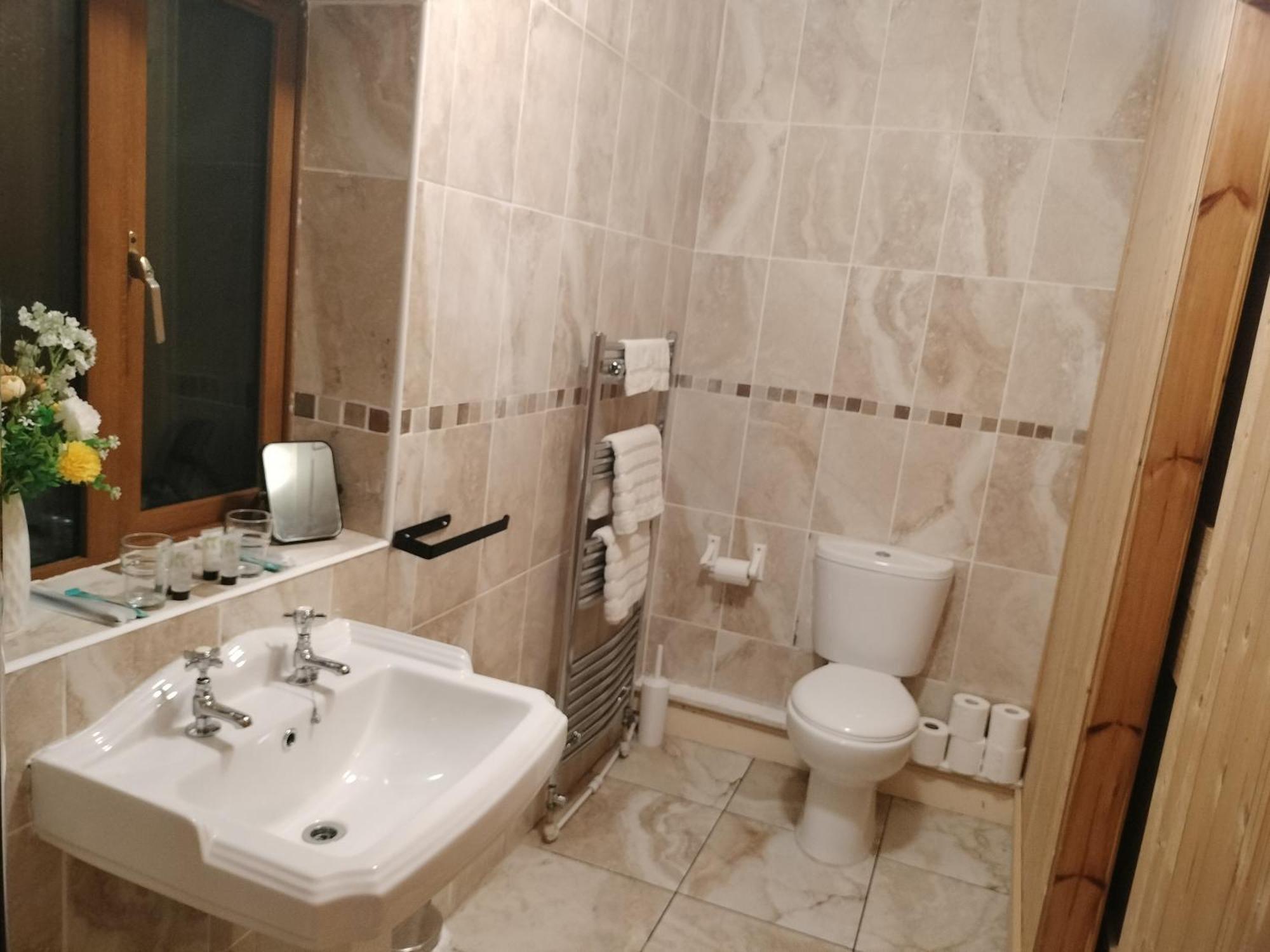 One Bedroom Apartment Achill Island Pets Allowed Уестпорт Екстериор снимка